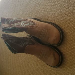 Ariat cowgirl boots